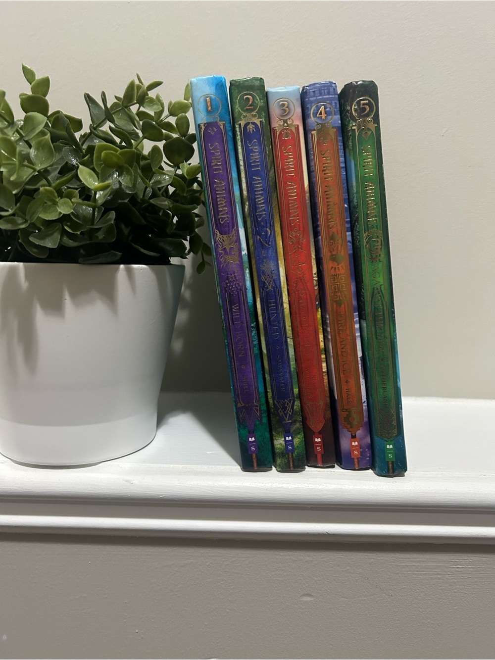⚡️2 for $38 Spirit Animals book set 1-5